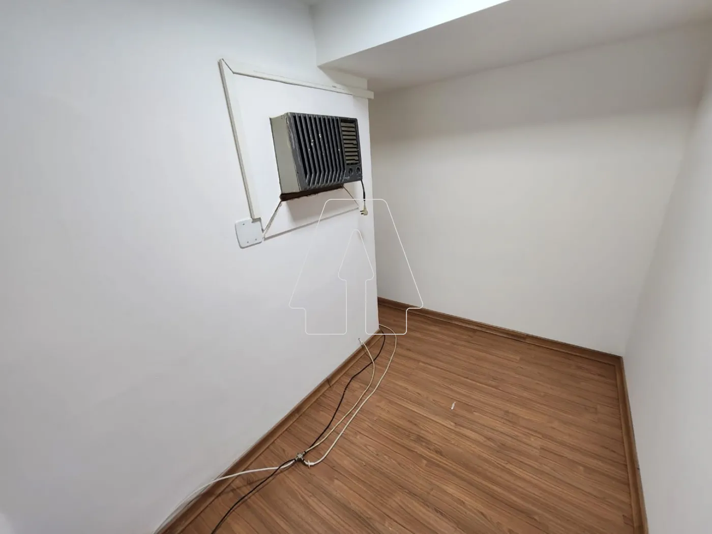 Alugar Comercial / Sala em Condomínio em Araçatuba R$ 2.000,00 - Foto 3