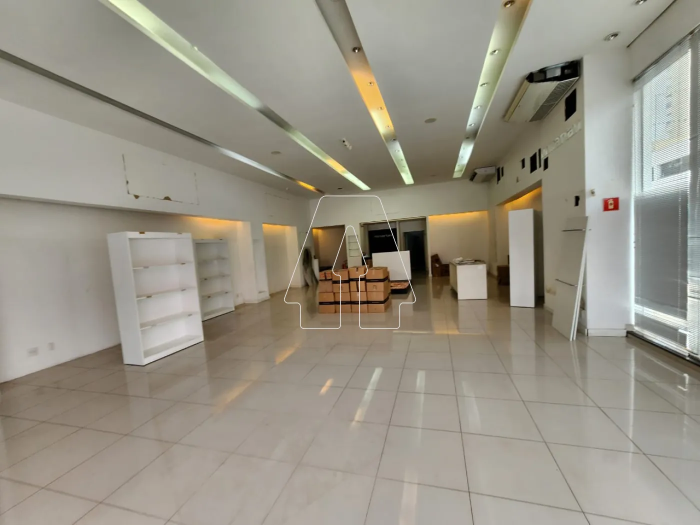 Alugar Comercial / Salão em Araçatuba R$ 18.000,00 - Foto 3