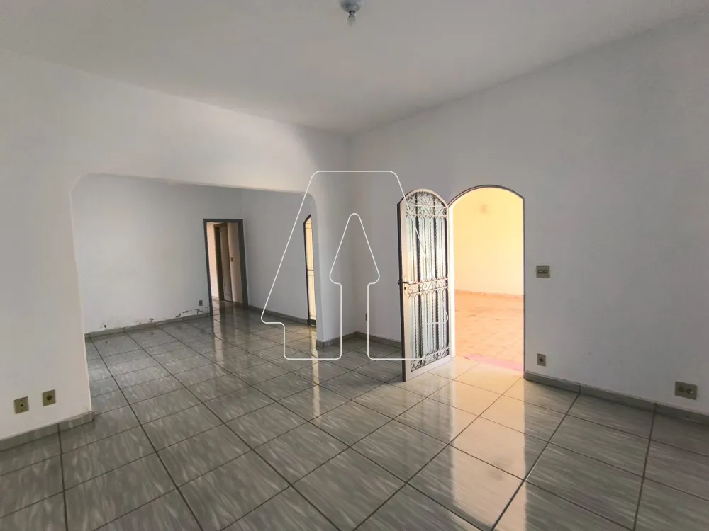 Comprar Casa / Residencial em Araçatuba R$ 550.000,00 - Foto 2