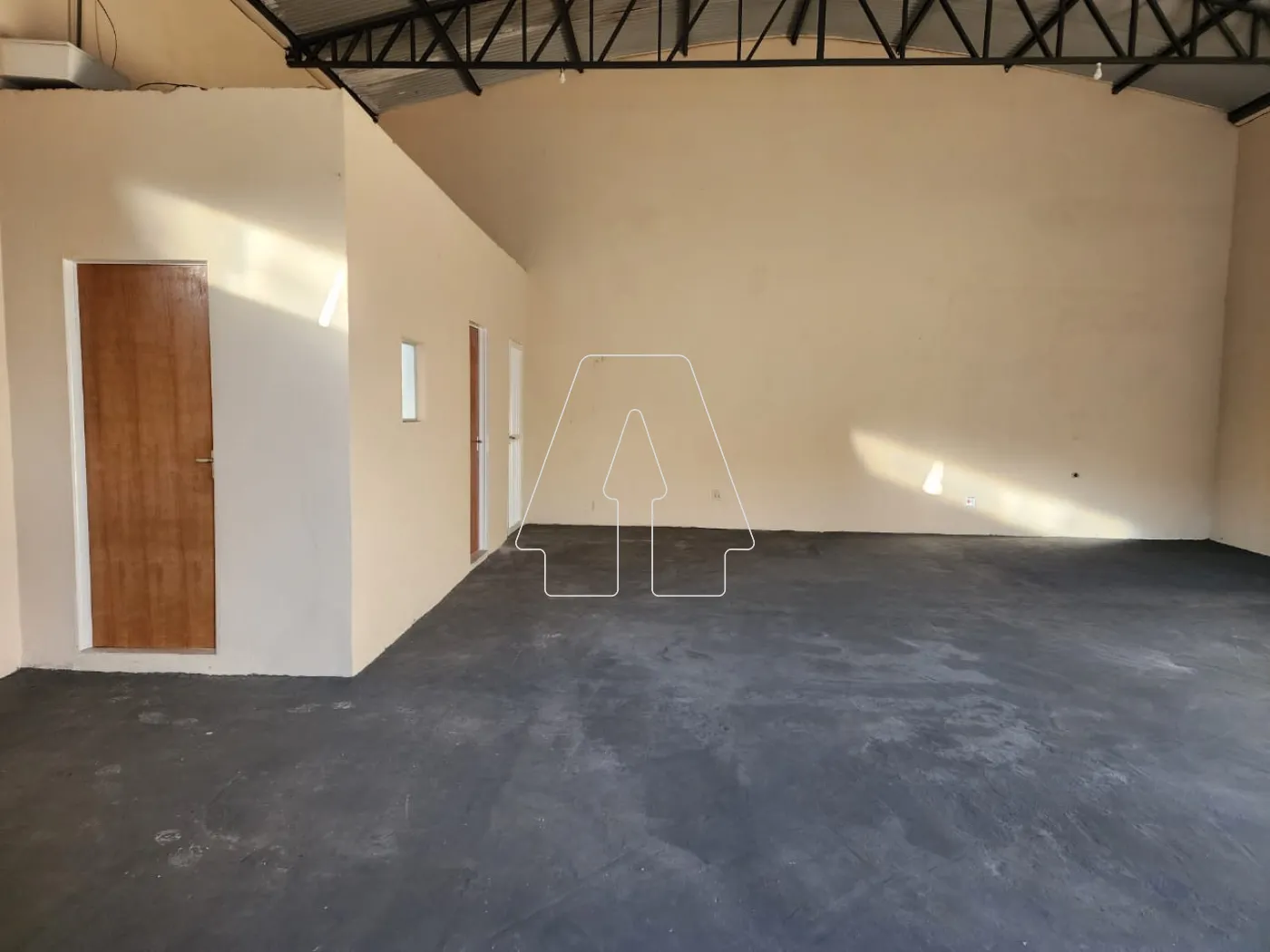 Alugar Comercial / Salão em Araçatuba R$ 1.800,00 - Foto 7