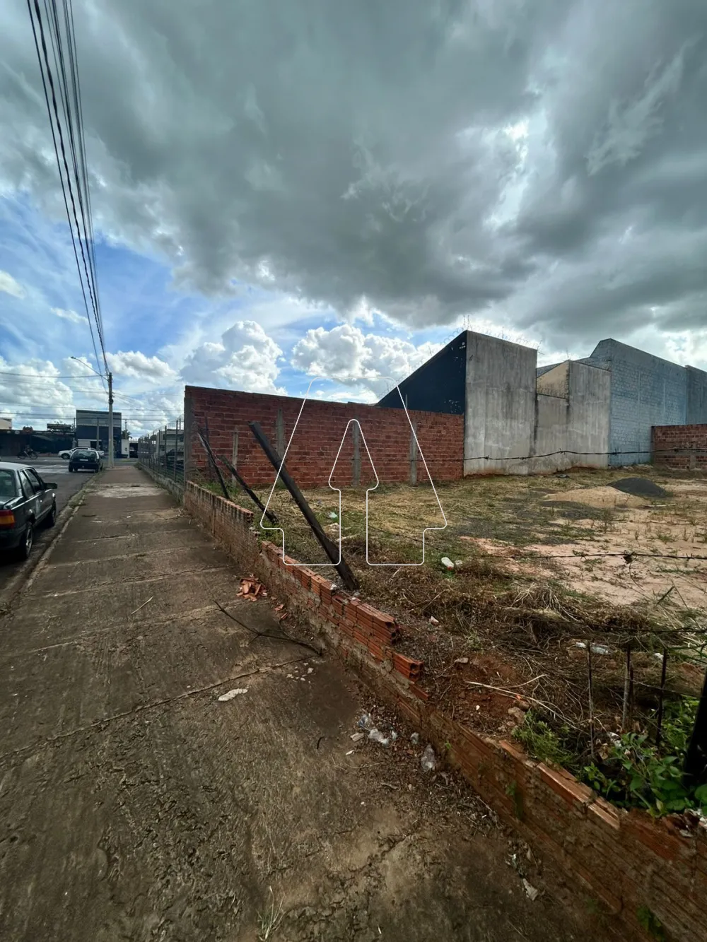 Comprar Terreno / Padrão em Araçatuba R$ 160.000,00 - Foto 1