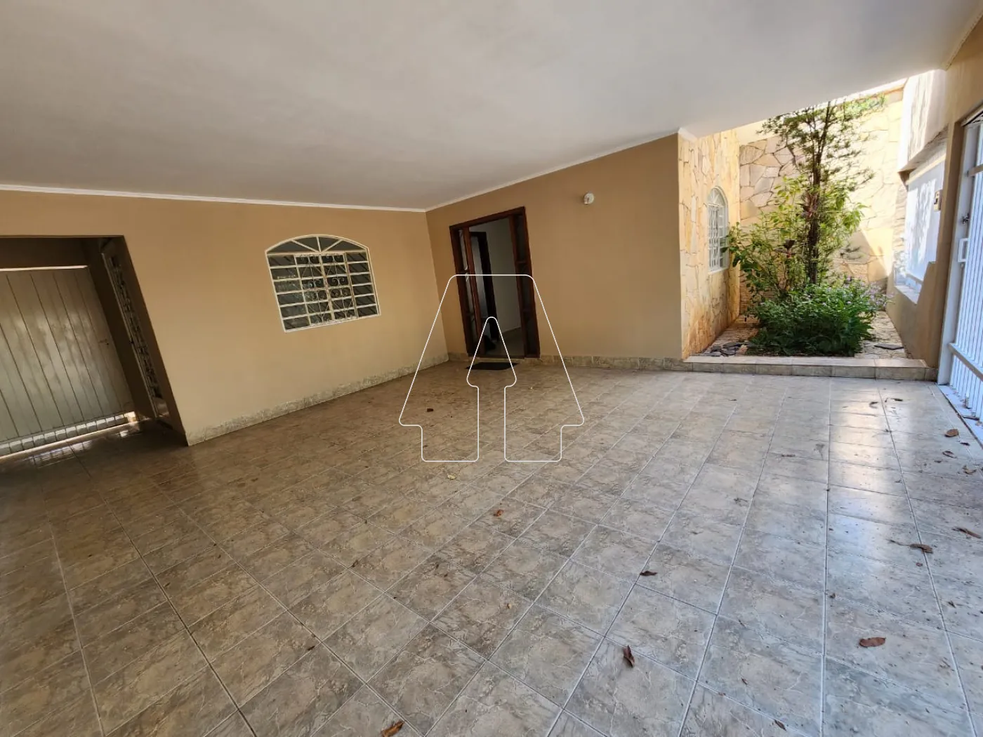 Comprar Casa / Residencial em Araçatuba R$ 420.000,00 - Foto 1