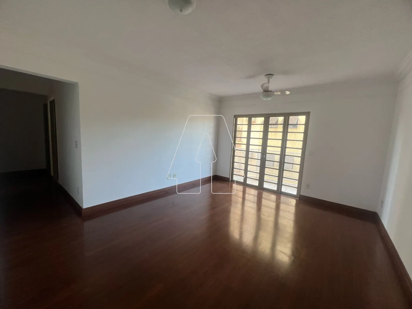 Alugar Apartamento / Padrão em Araçatuba R$ 1.900,00 - Foto 2