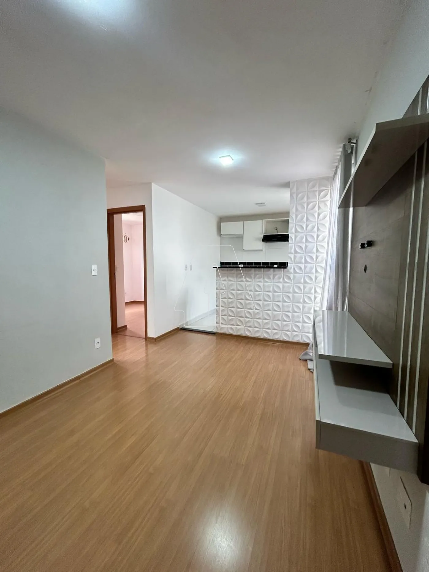 Alugar Apartamento / Padrão em Araçatuba R$ 1.000,00 - Foto 2