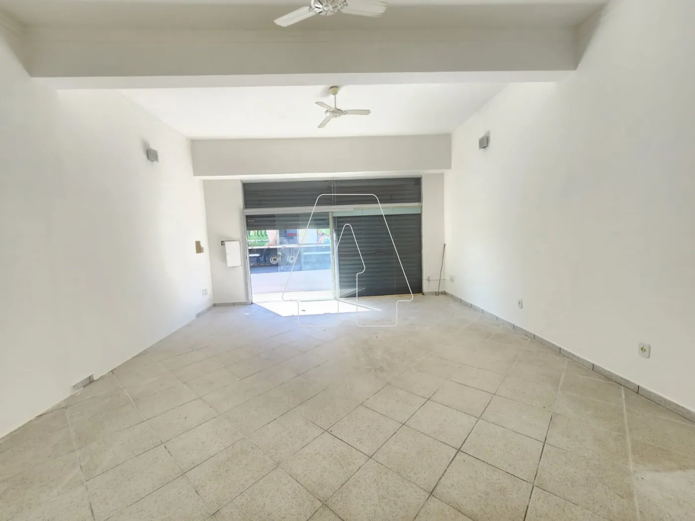 Alugar Comercial / Salão em Araçatuba R$ 1.700,00 - Foto 1