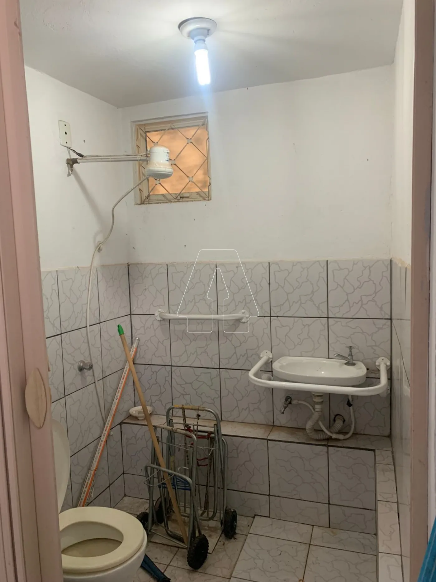 Alugar Comercial / Salão em Araçatuba R$ 1.700,00 - Foto 3