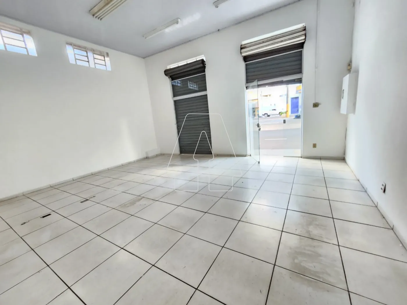 Alugar Comercial / Salão em Araçatuba R$ 1.100,00 - Foto 1