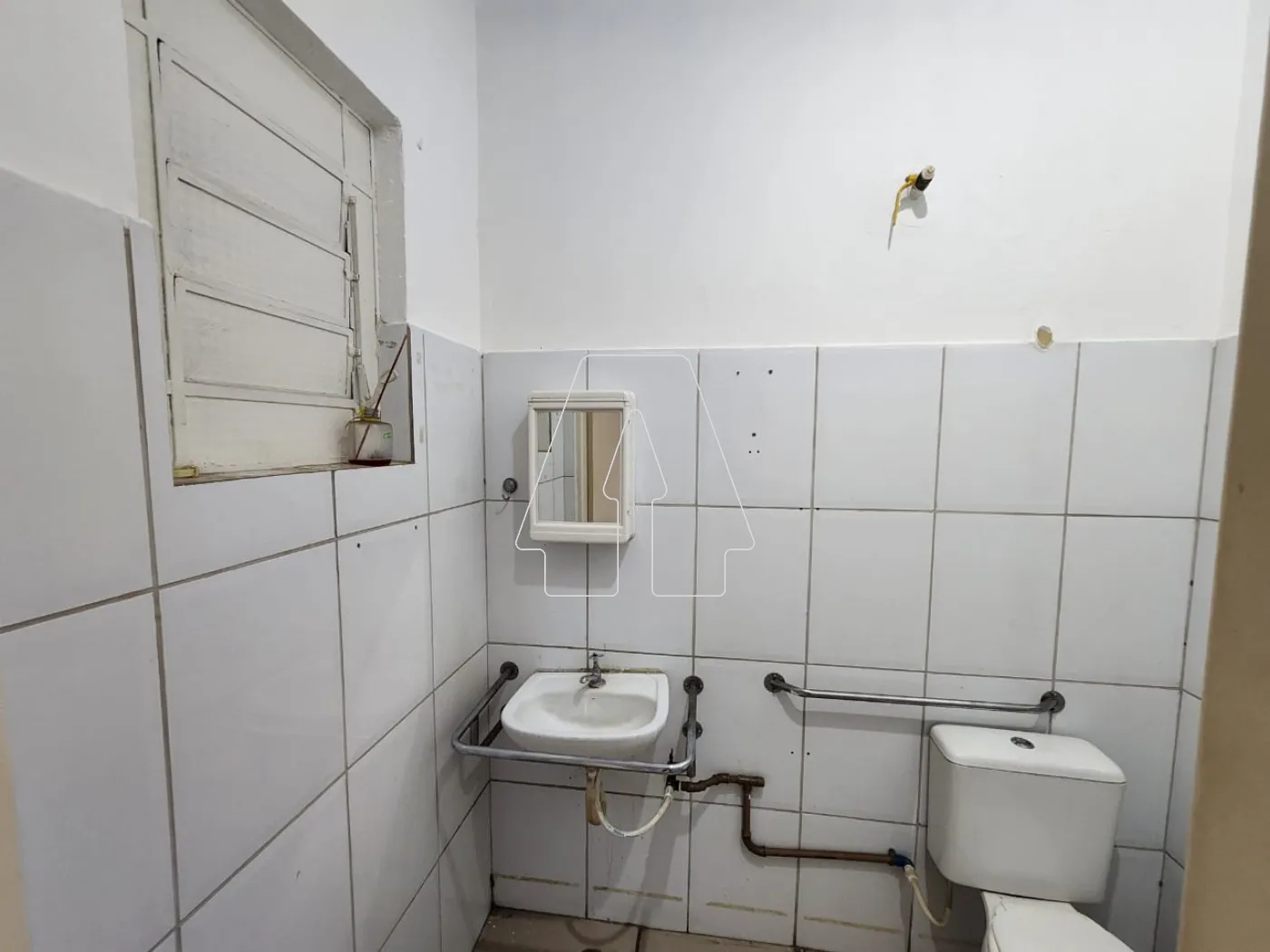 Alugar Comercial / Salão em Araçatuba R$ 1.100,00 - Foto 5