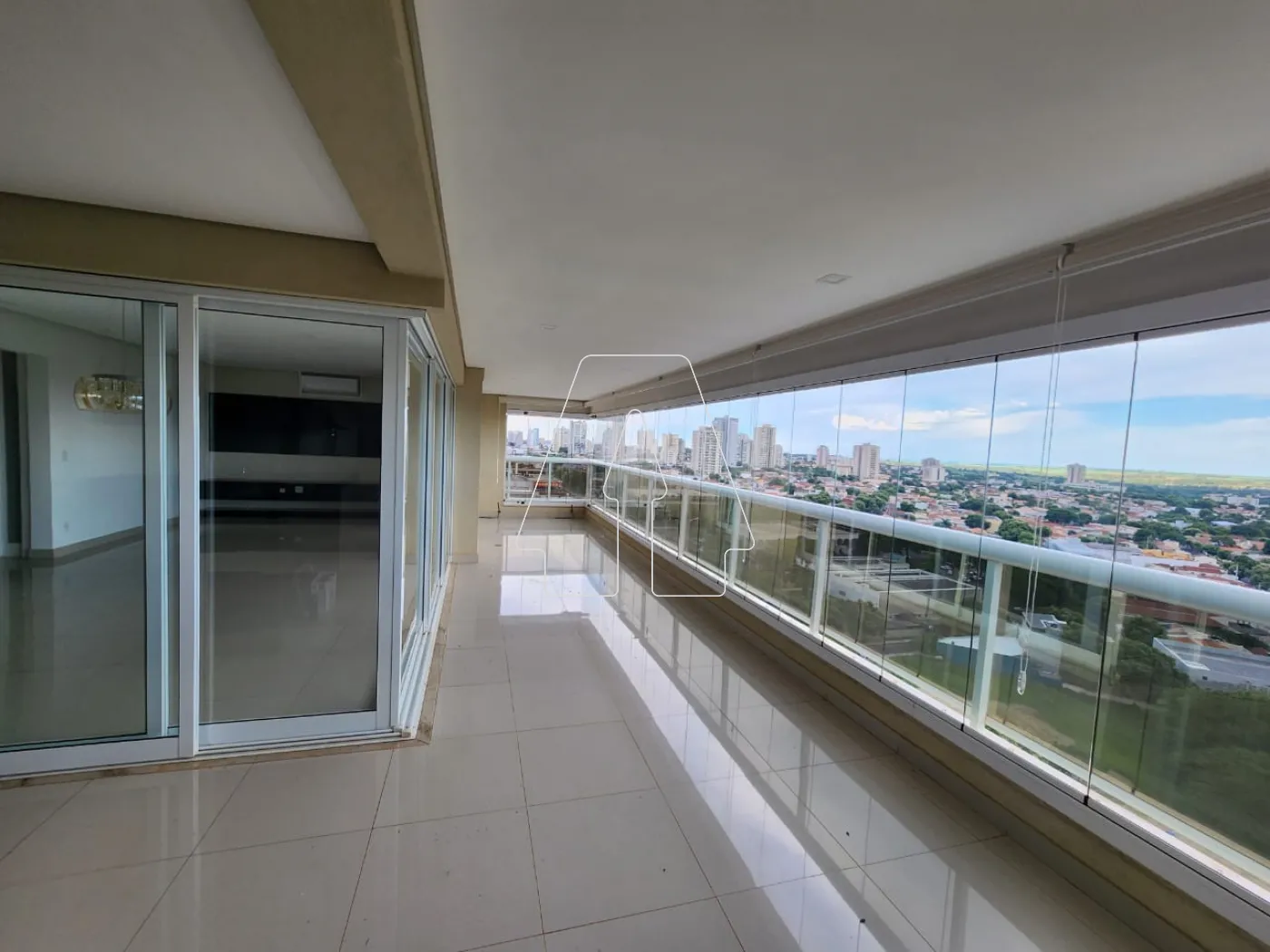 Alugar Apartamento / Padrão em Araçatuba R$ 6.700,00 - Foto 4