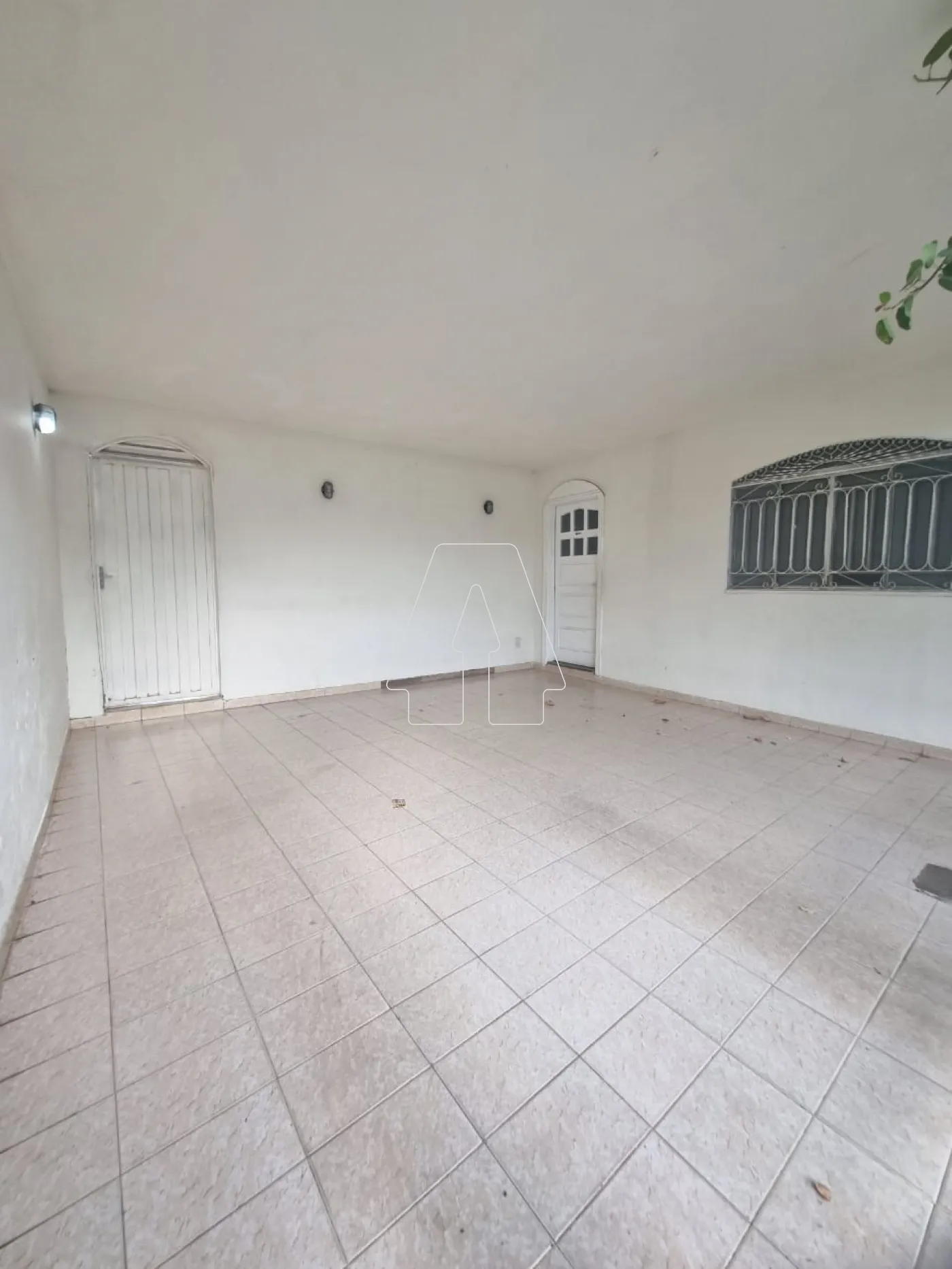 Alugar Casa / Residencial em Araçatuba R$ 1.200,00 - Foto 1