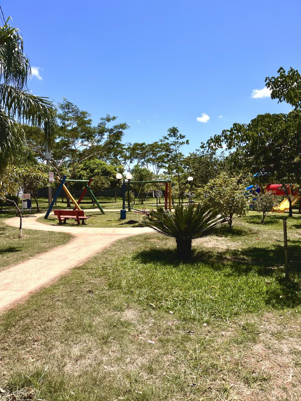 Alugar Casa / Condomínio em Araçatuba R$ 1.300,00 - Foto 12