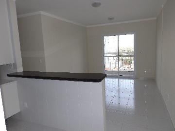 Alugar Apartamento / Padrão em Araçatuba. apenas R$ 1.100,00