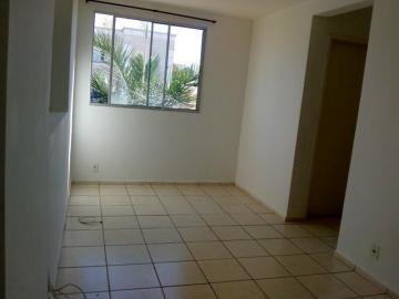 Alugar Apartamento / Padrão em Araçatuba. apenas R$ 700,00