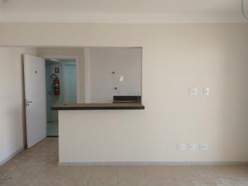 Alugar Apartamento / Padrão em Araçatuba. apenas R$ 450.000,00