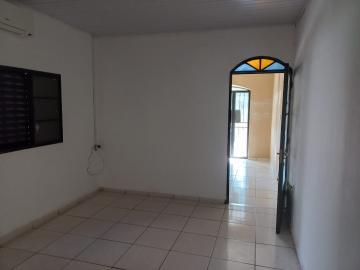 Alugar Casa / Residencial em Araçatuba. apenas R$ 1.200,00