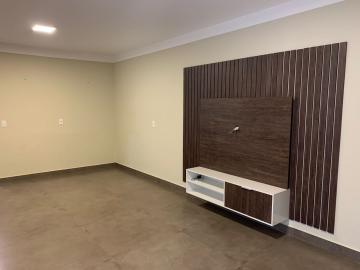 Alugar Apartamento / Padrão em Araçatuba. apenas R$ 1.700,00