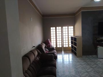 Alugar Casa / Residencial em Araçatuba. apenas R$ 350.000,00