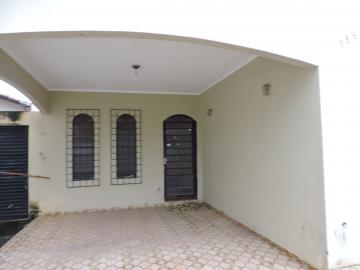 Alugar Casa / Residencial em Araçatuba. apenas R$ 270.000,00