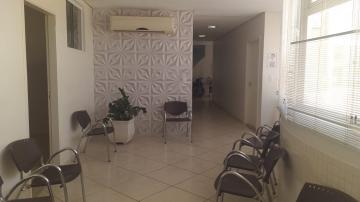 Alugar Comercial / Sala em Araçatuba. apenas R$ 1.350,00