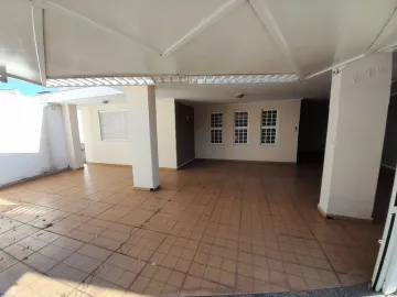 Alugar Casa / Residencial em Araçatuba. apenas R$ 2.200,00