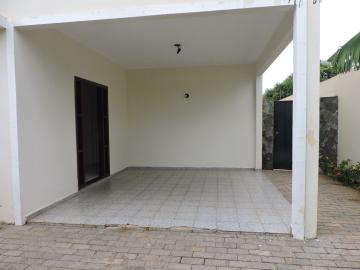 Alugar Casa / Residencial em Araçatuba. apenas R$ 2.000,00