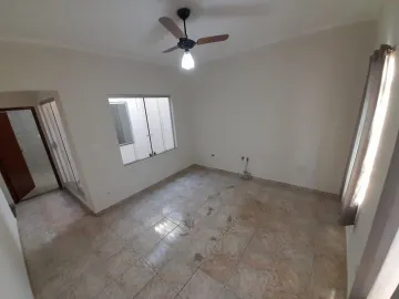 Alugar Casa / Residencial em Araçatuba. apenas R$ 2.000,00