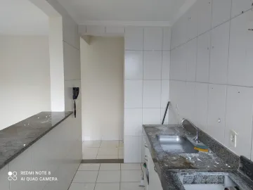 Alugar Apartamento / Padrão em Araçatuba. apenas R$ 550,00