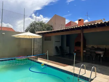 Alugar Casa / Residencial em Araçatuba. apenas R$ 3.800,00