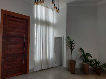 Alugar Casa / Condomínio em Araçatuba. apenas R$ 1.400.000,00