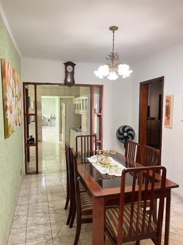 Alugar Casa / Residencial em Araçatuba. apenas R$ 340.000,00