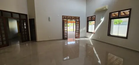 Alugar Casa / Condomínio em Araçatuba. apenas R$ 10.500,00