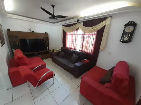 Alugar Casa / Residencial em Araçatuba. apenas R$ 330.000,00