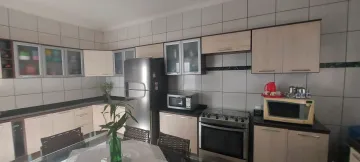 Alugar Casa / Residencial em Araçatuba. apenas R$ 350.000,00