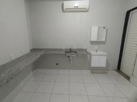 Alugar Comercial / Salão em Araçatuba. apenas R$ 500,00