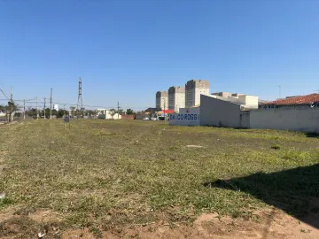 Alugar Terreno / Padrão em Araçatuba. apenas R$ 460.000,00