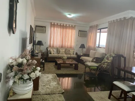 Alugar Apartamento / Padrão em Araçatuba. apenas R$ 680.000,00